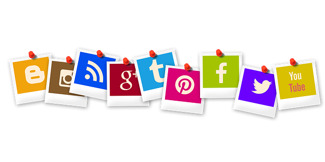 push your audience to your website by coordinating your social media channels